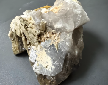 2025年11月19日钯金回收价格