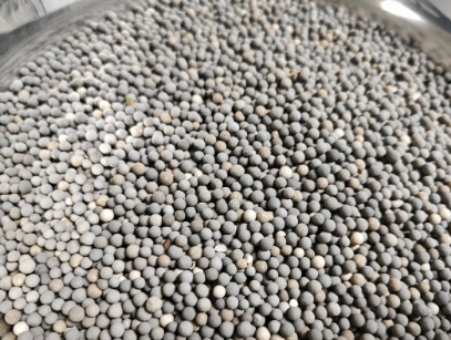 石油化工催化剂为何含铂金属?